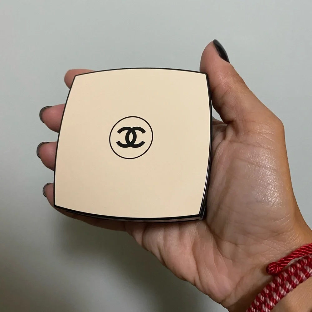 CHANEL effortless multi